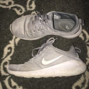 comfy nikes